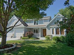 2273 NW Summerfield Dr, Lees Summit, MO 64081