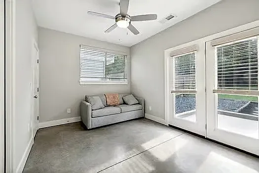 611A Waco Dr — Photo 14