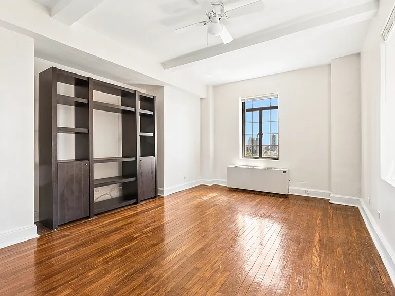5 Tudor City Pl #1436 — Photo 3
