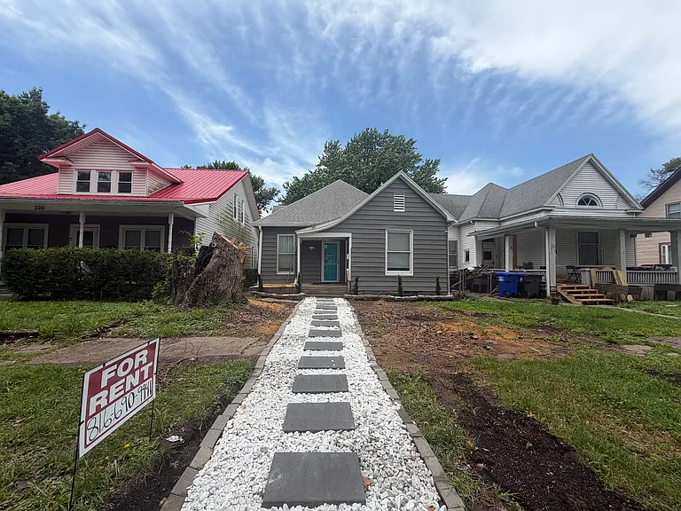 216 S Prospect Ave — Photo 4