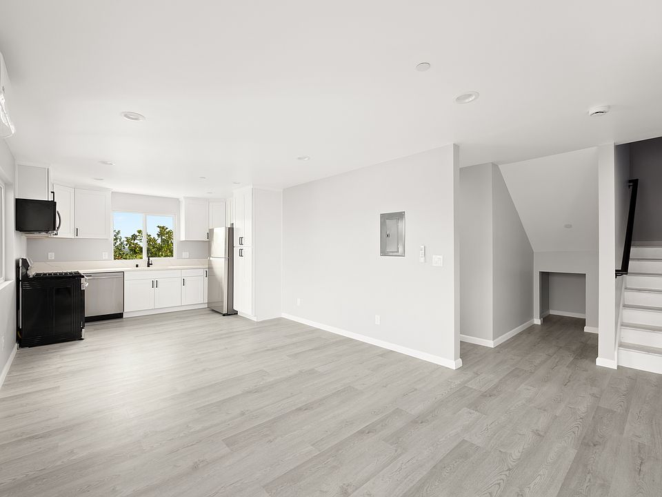 1st image of 1883-91 Coolidge St #1887