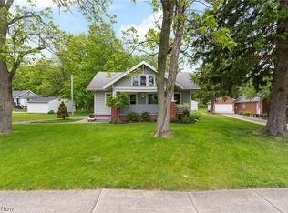 25001 Chardon Rd, Richmond Heights, OH 44143