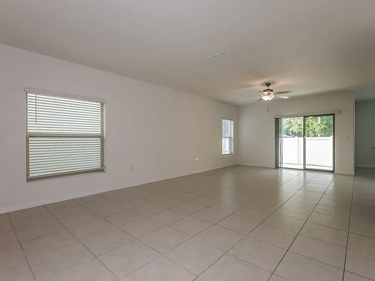 7337 Spring Snowflake Ave — Photo 4