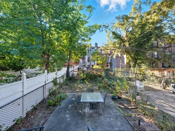 204 East 31st Street image 24 of 28