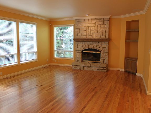 4th image of 21419 SE 34th Pl