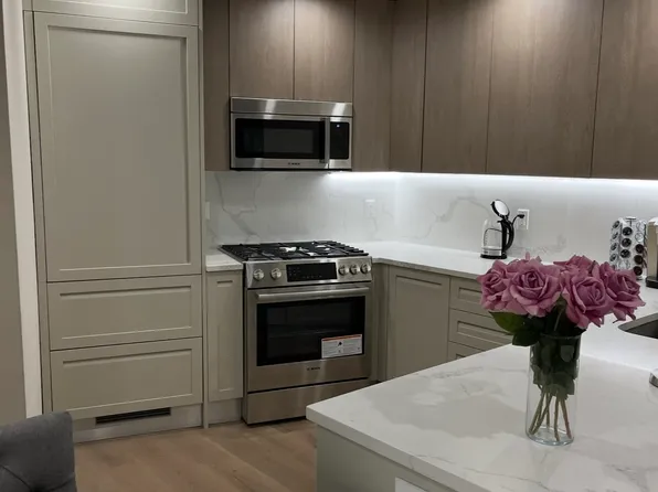 1916 Avenue X image 1 of 10