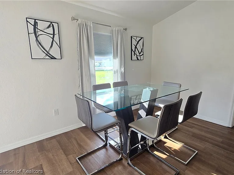 4720 San Lorenzo Dr — Photo 18
