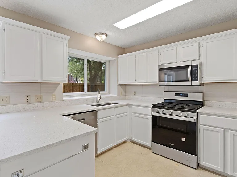 11600 Gun Powder Ct — Photo 12