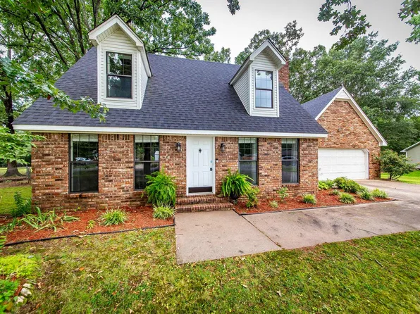 17 Darrell St, Vilonia, AR 72173