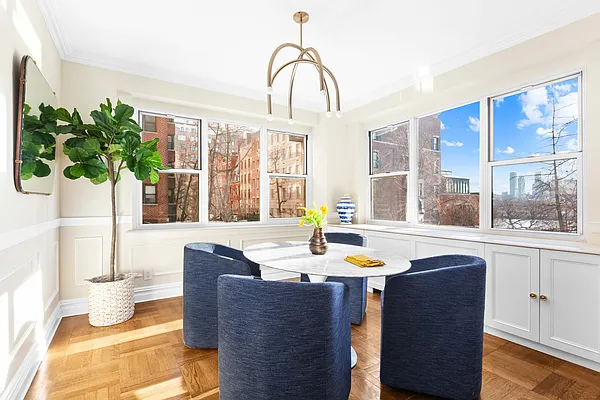 Sold by Compass | media 17