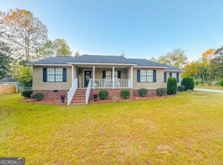 424 Pioneer Trl, Moultrie, GA 31788