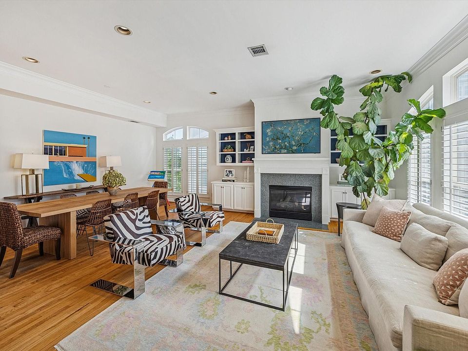 1st image of 2700 Wroxton Rd