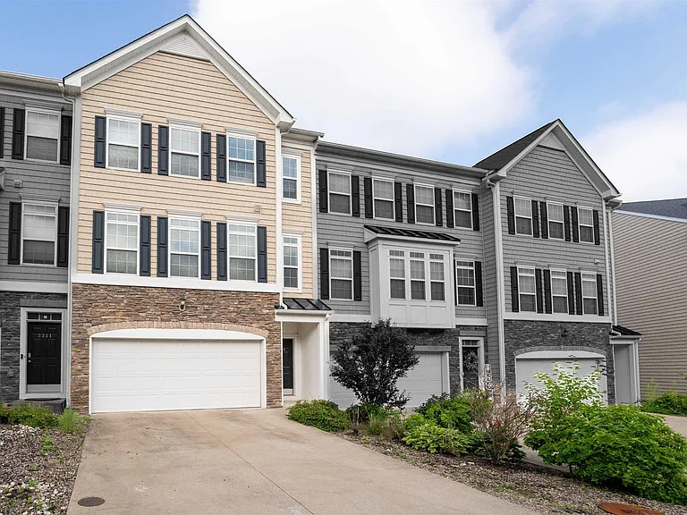 3313 Sun Ct — Photo 37