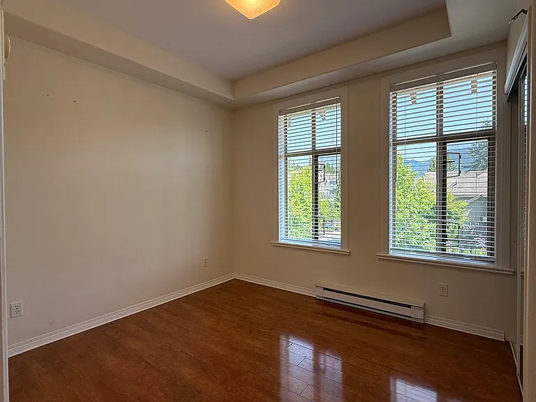 3176 Plateau Blvd — Photo 16