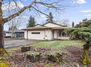 18504 NE Davis St, Portland, OR 97230
