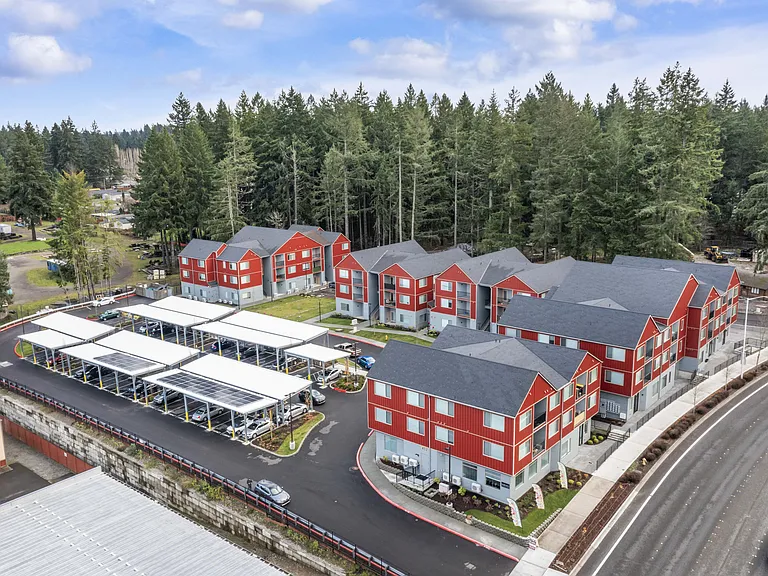 Serenity Apartments — Photo 86