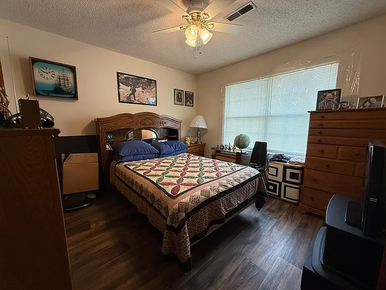 1016 Millwood Dr — Photo 7