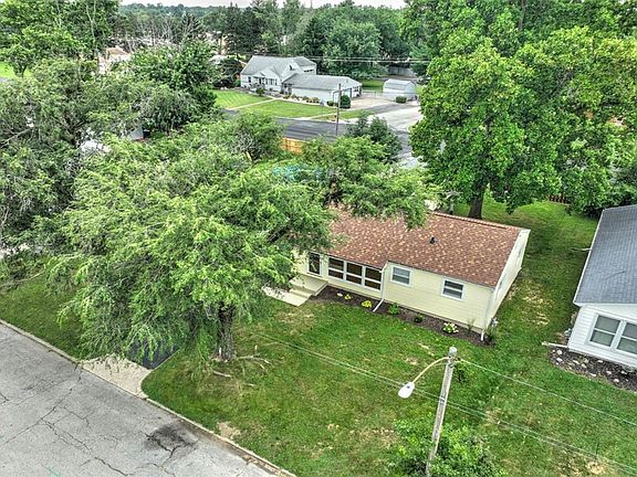 2nd image of 13 Crestview Dr