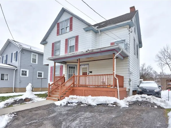 60 Center St, Geneva, NY 14456