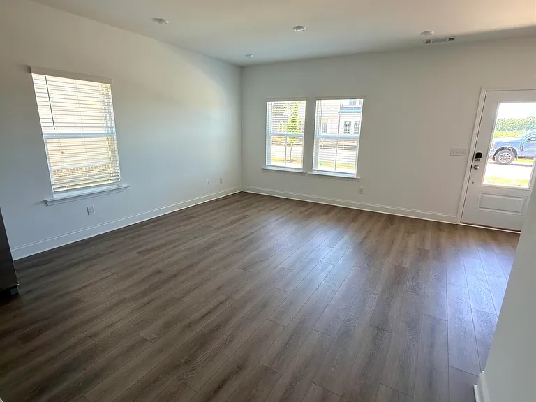 203 Ensemble Blvd — Photo 36