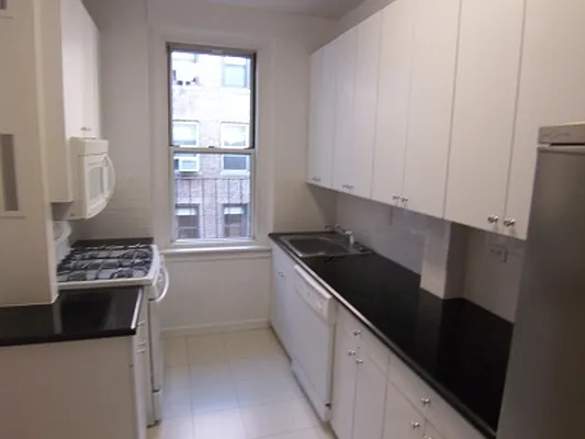 Rented by Citi Habitats | media 21