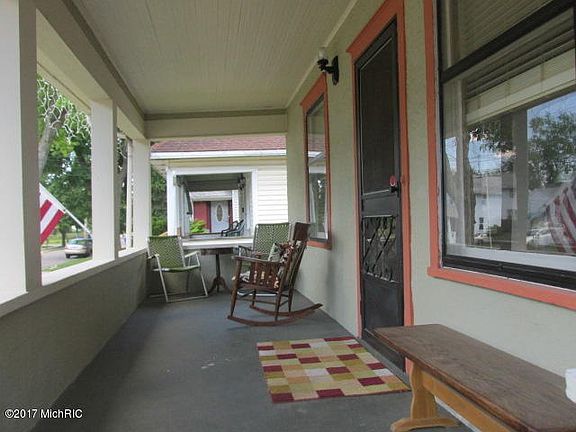 4th image of 914 Westmoreland Ave