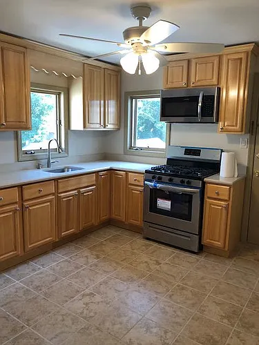 125 Winslow Pl Photo 1