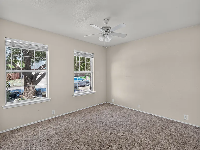 1325 Periwinkle Dr — Photo 23