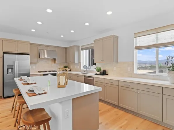 26849 Laurel Mountain Loop, Valencia, CA 91381