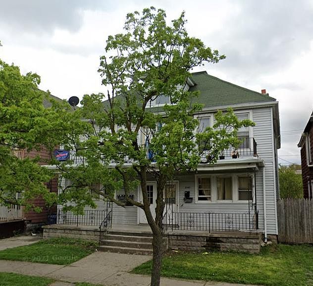 1st image of 2138 Niagara St Floor 1
