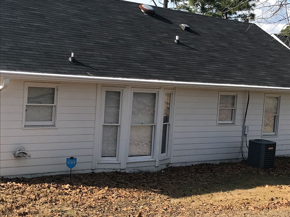 2nd image of 691 Lee Road 520
