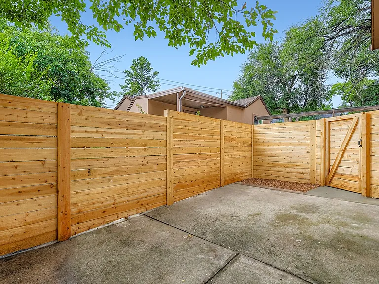 914 Alexander Rd #B — Photo 11