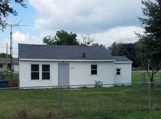 3143 Mulberry St, Waterloo, IA 50707