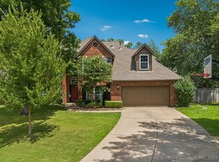 10903 S Darlington Ave, Tulsa, OK 74137
