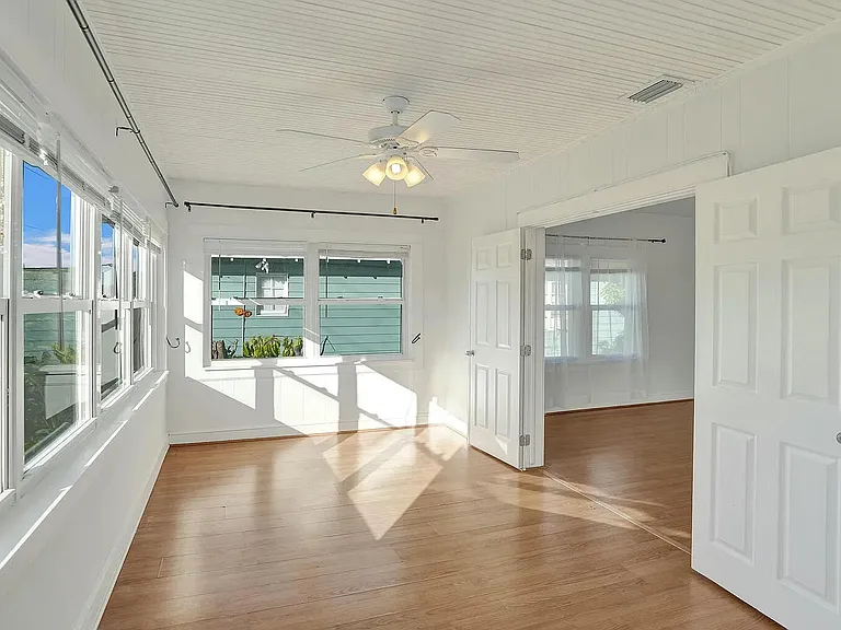 420 3rd Ave S — Photo 6