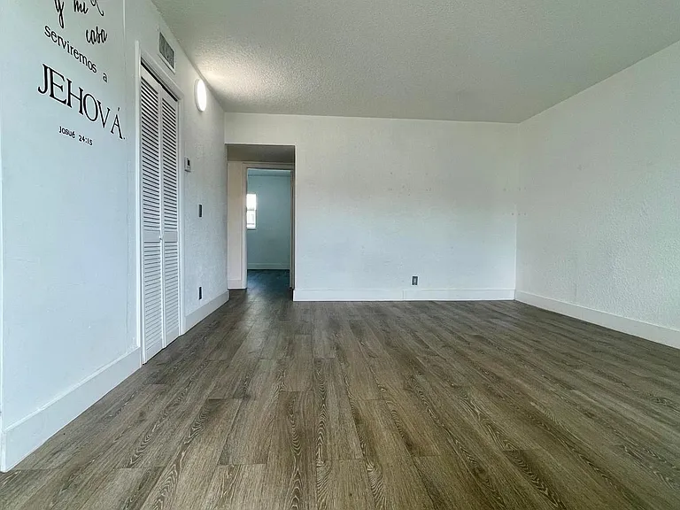 651 NW 42nd Ct #118 — Photo 33