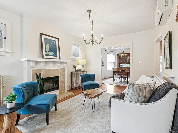 3rd image of 1250 N Pearl #4