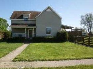 106 W Woodyard Ave, Ridge Farm, IL 61870