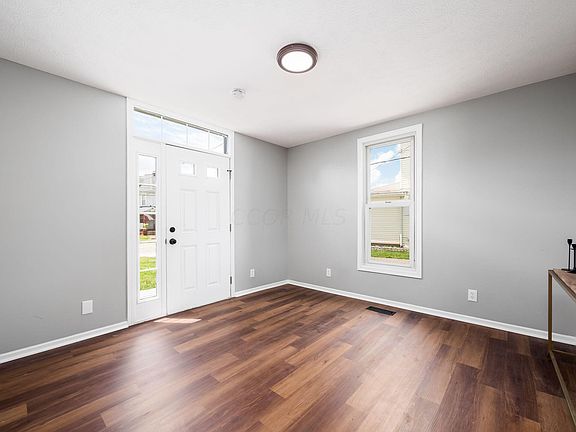 5th image of 740 W 5th St