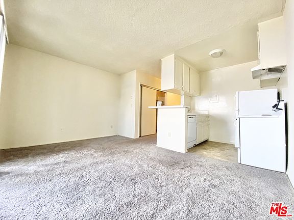 4th image of 1711 Corinth Ave #101A