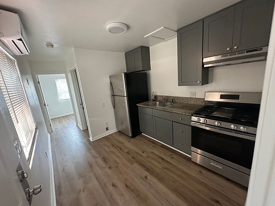 1st image of 531 W 88th Pl #2