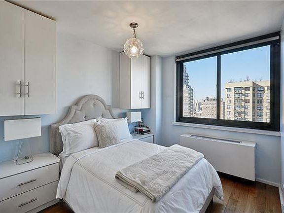 5th image of 515 E 72nd St APT 33E