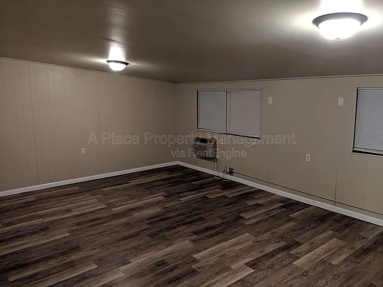 9215 Outerbelt Ct — Photo 12