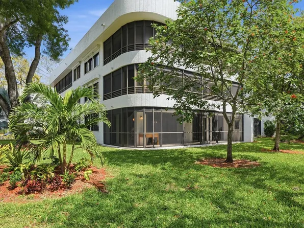 1410 Sheridan St APT 8I, Hollywood, FL 33020