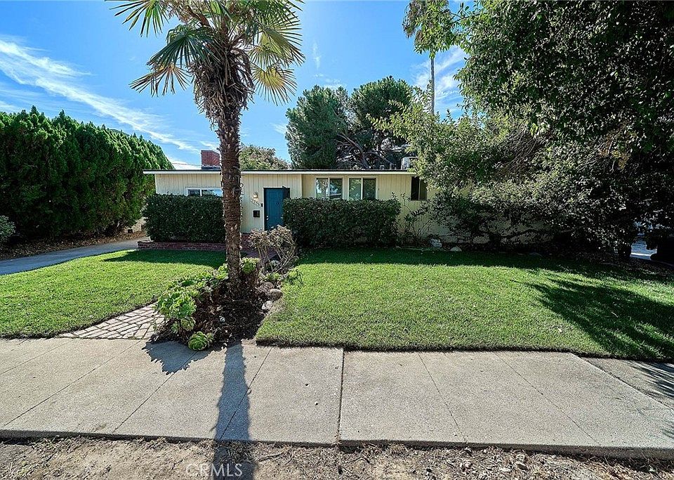 1st image of 13956 Boxwood Pl