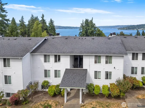 4183 W Lake Sammamish Parkway SE #B103, Bellevue, WA 98008