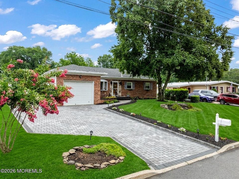 1st image of 282 Parkview Terrace