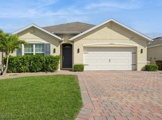 10313 Silver Pond Ln, Lehigh Acres, FL 33936