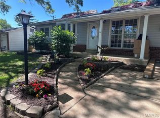 342 Burncoate Dr, Saint Louis, MO