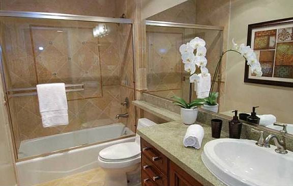 3rd image of 11911 Mayfield Ave APT 204